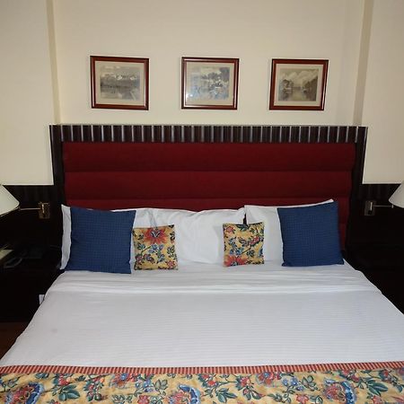 Hotel Broadway Delhi Zewnętrze zdjęcie