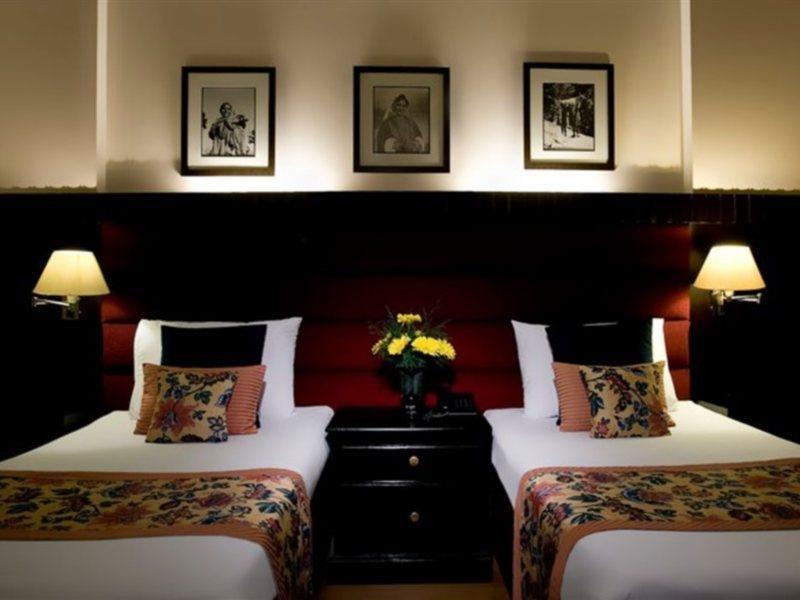 Hotel Broadway Delhi Zewnętrze zdjęcie